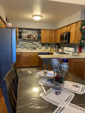 27W300 Melrose Lane, Winfield, IL 60190