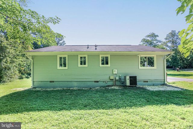 10802 PIEDMONT DR, Fredericksburg, VA 22407