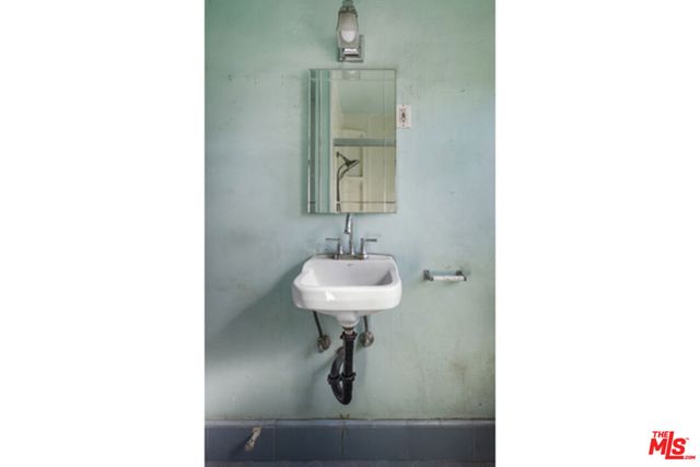 2004 Echo Park Avenue, Los Angeles, CA 90026