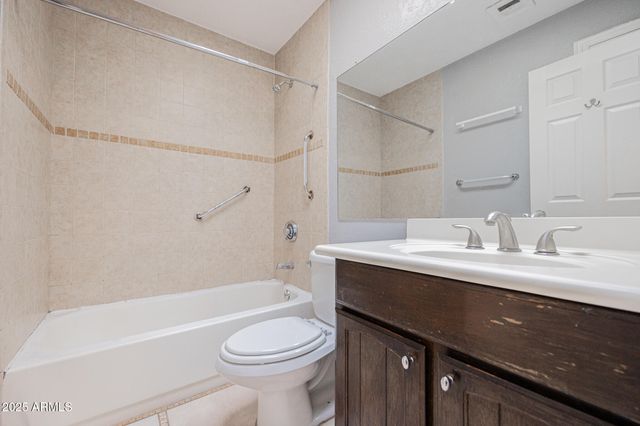 6822 N 35TH Avenue J, Phoenix, AZ 85017