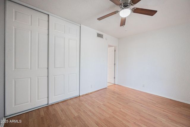 6822 N 35TH Avenue J, Phoenix, AZ 85017