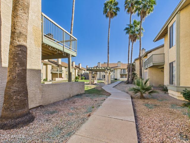 5236 W Peoria Avenue Apt 140, Glendale, AZ 85302