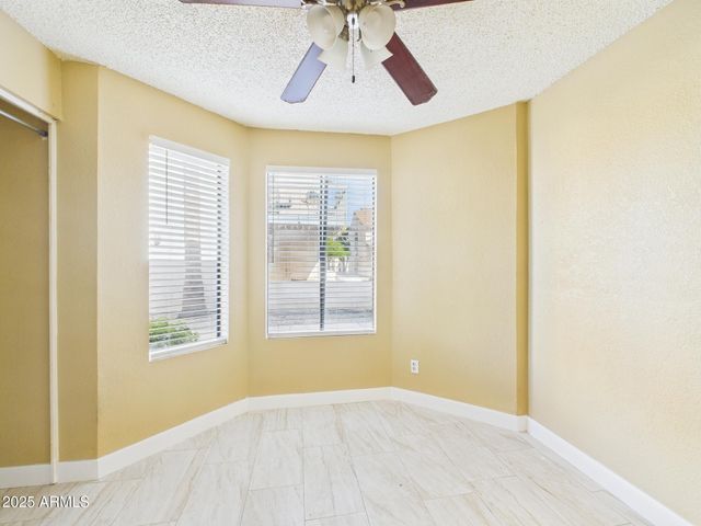 5236 W Peoria Avenue Apt 140, Glendale, AZ 85302