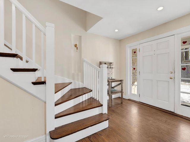 254 Coe Road, Clarendon Hills, IL 60514