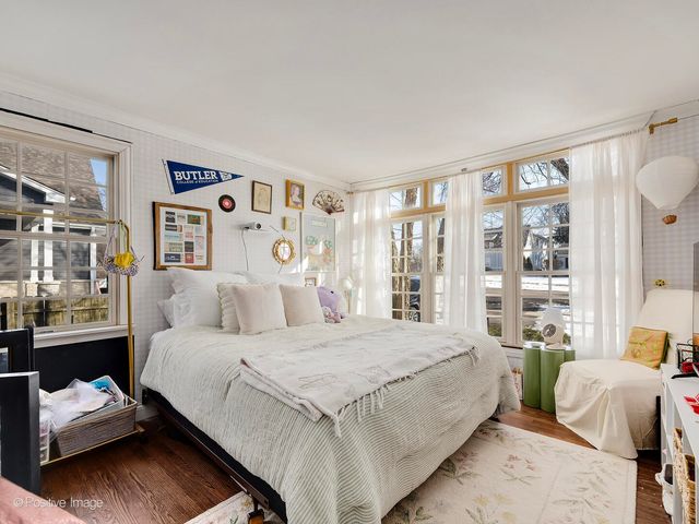 254 Coe Road, Clarendon Hills, IL 60514