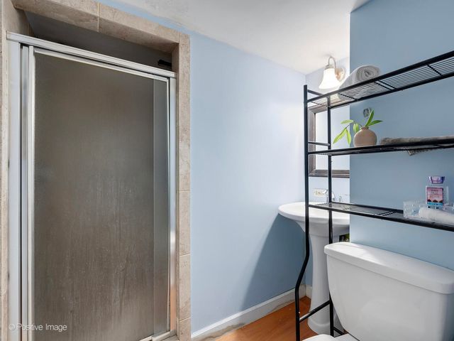 254 Coe Road, Clarendon Hills, IL 60514