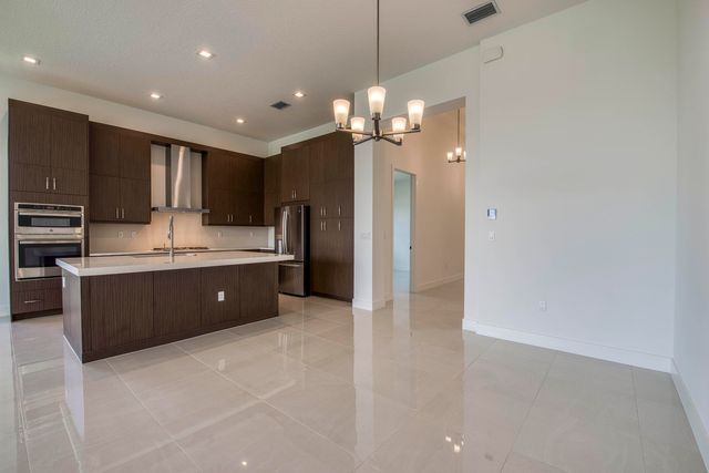 10013 Bird Watch Way, Palm Beach Gardens, FL 33412
