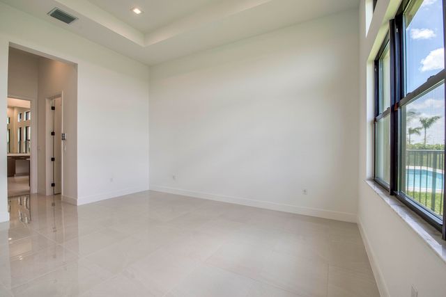 10013 Bird Watch Way, Palm Beach Gardens, FL 33412
