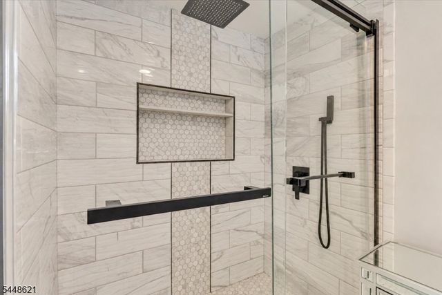 18 N 8Th St, Paterson City, NJ 07522