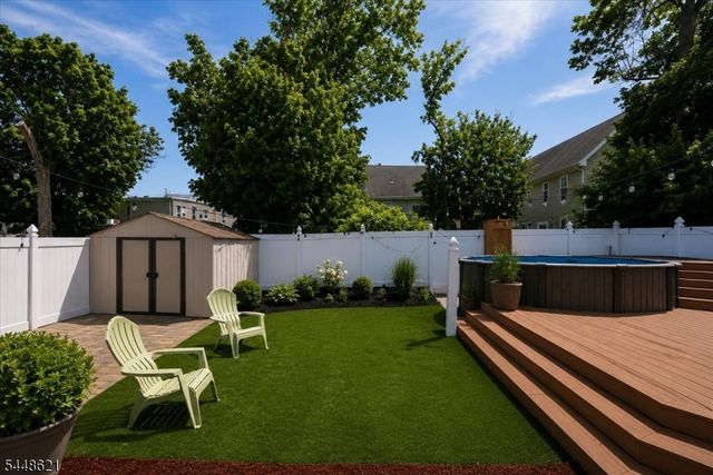 18 N 8Th St, Paterson City, NJ 07522