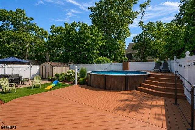 18 N 8Th St, Paterson City, NJ 07522