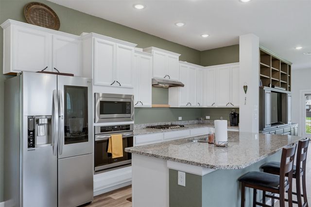 5329 Waterview Court, Haltom City, TX 76137
