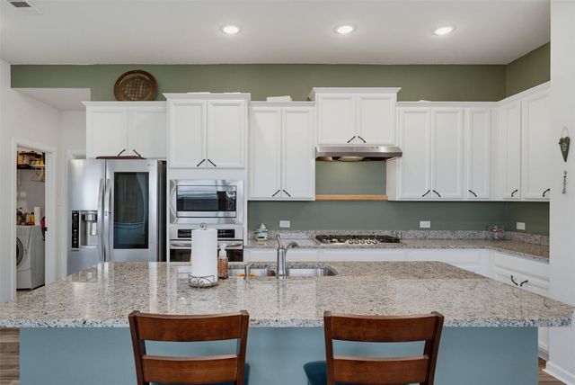 5329 Waterview Court, Haltom City, TX 76137