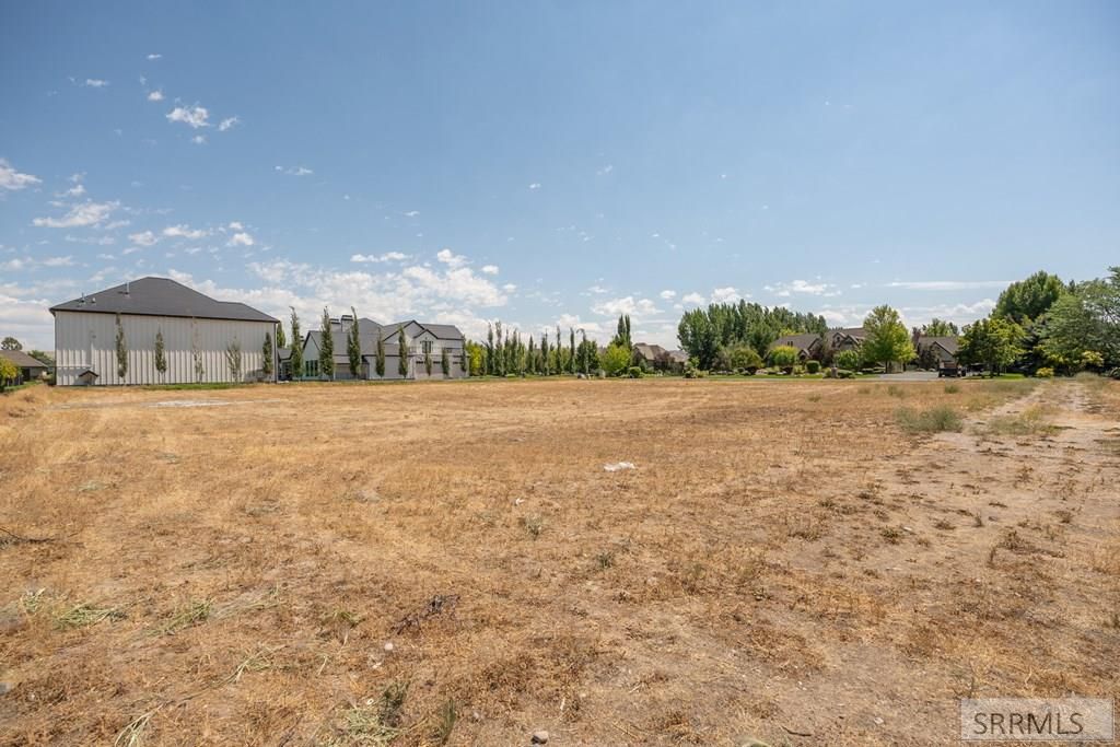 Image 14 of property listing at 4647 E Majestic View Drive, Ammon, ID 83406