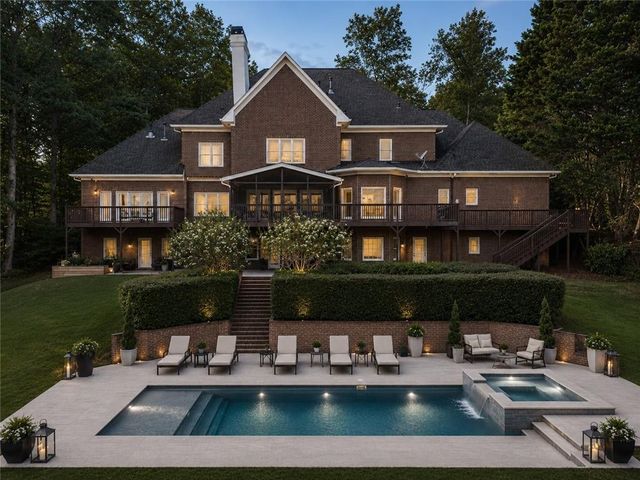 15385 Tullgean Drive, Alpharetta, GA 30004
