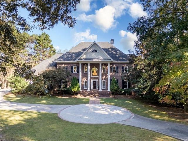 15385 Tullgean Drive, Alpharetta, GA 30004