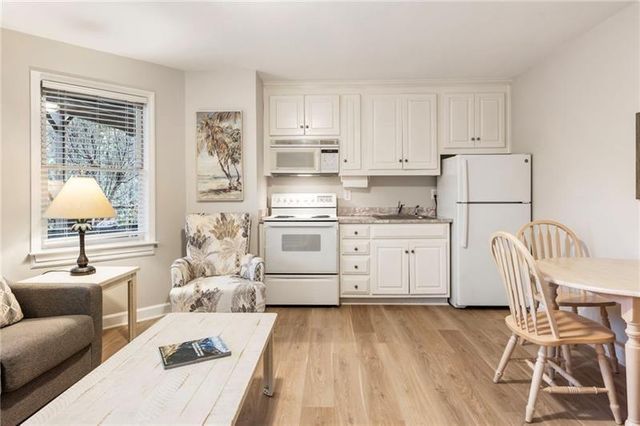 15385 Tullgean Drive, Alpharetta, GA 30004