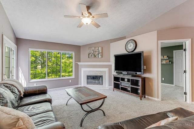 9821 Regatta Drive, Cincinnati, OH 45252
