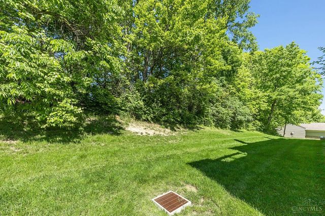 9821 Regatta Drive, Cincinnati, OH 45252