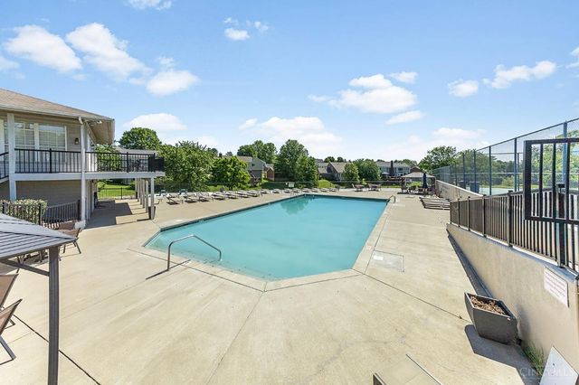 9821 Regatta Drive, Cincinnati, OH 45252