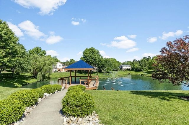 9821 Regatta Drive, Cincinnati, OH 45252