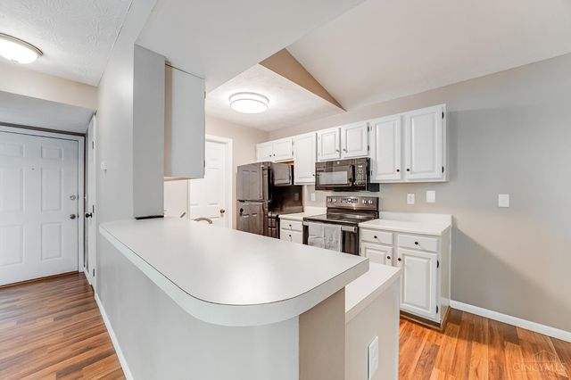 9821 Regatta Drive, Cincinnati, OH 45252