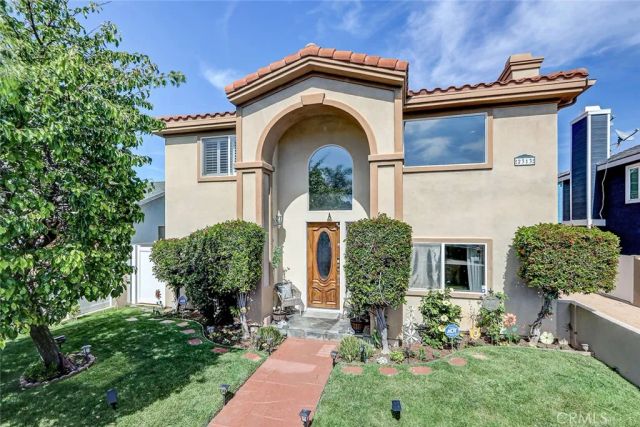 2313 Nelson Avenue A, Redondo Beach, CA 90278
