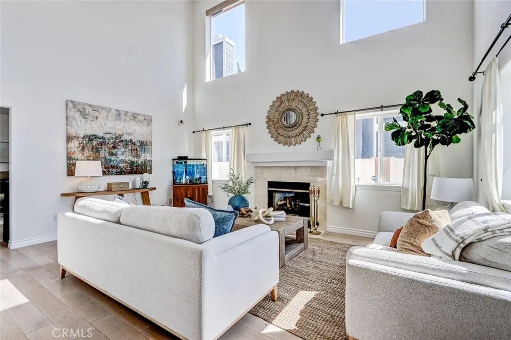 2313 Nelson Avenue A, Redondo Beach, CA 90278