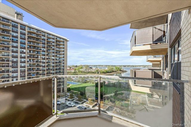 18-05 215th Street 8B, Bayside, NY 11360