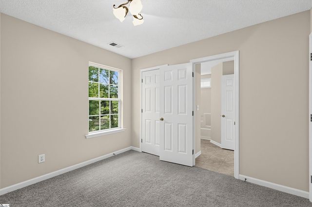 6 Stapleford Park, Greenville, SC 29607