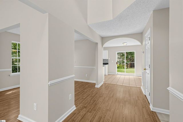 6 Stapleford Park, Greenville, SC 29607