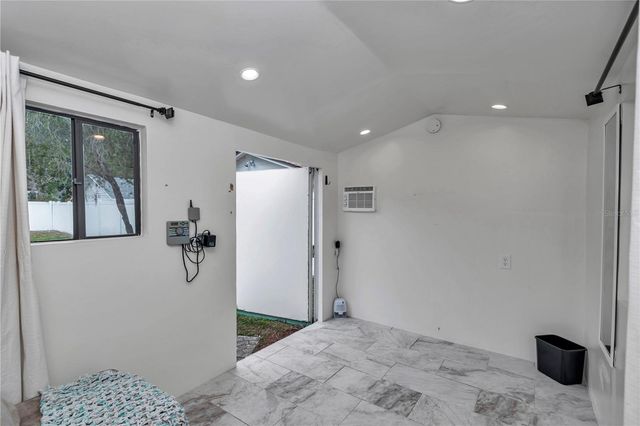 12385 SE 135TH COURT, Ocklawaha, FL 32179