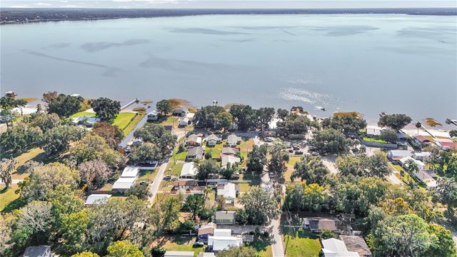 12385 SE 135TH COURT, Ocklawaha, FL 32179