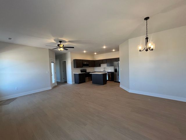 2011 N Reece St, Goddard, KS 67052