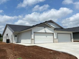 2011 N Reece St, Goddard, KS 67052