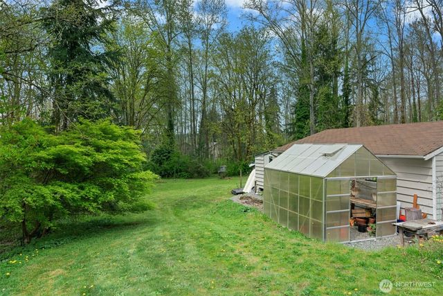 18005 83rd Avenue NE, Kenmore, WA 98028