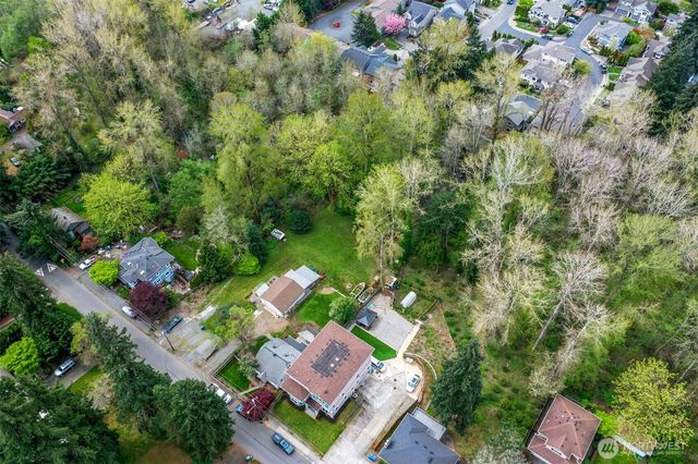 18005 83rd Avenue NE, Kenmore, WA 98028