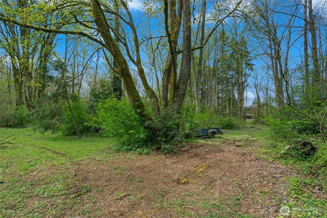 18005 83rd Avenue NE, Kenmore, WA 98028