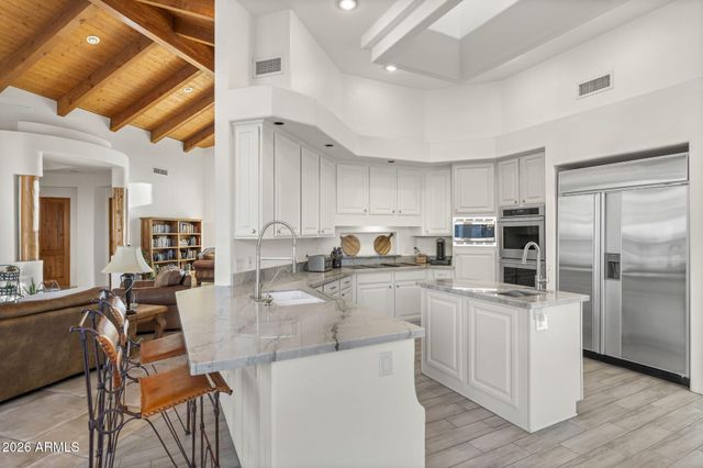 15433 N 11TH Street, Phoenix, AZ 85022