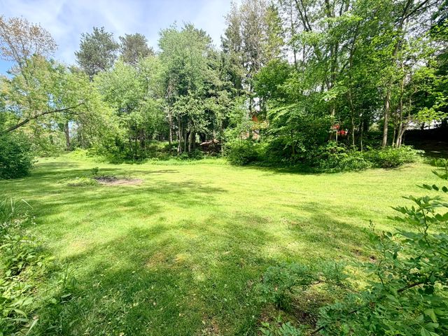 1346 W Marquette Woods Road, Lincoln Twp, MI 49085