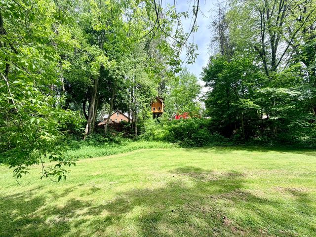 1346 W Marquette Woods Road, Lincoln Twp, MI 49085