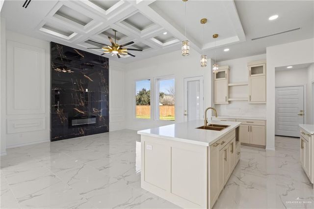 3013 N Rosalinda Street, Edinburg, TX 78542