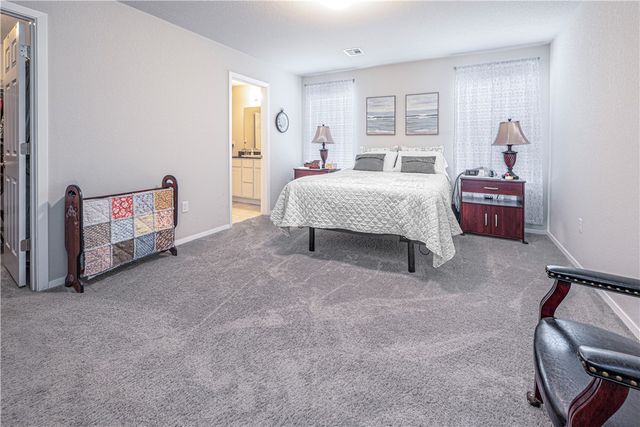 408 W Pittsfield Street, Siloam Springs, AR 72761