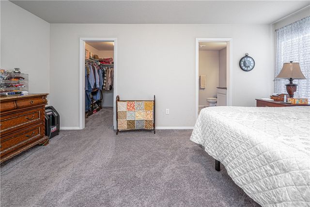 408 W Pittsfield Street, Siloam Springs, AR 72761