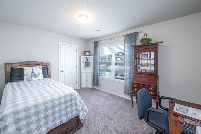 408 W Pittsfield Street, Siloam Springs, AR 72761