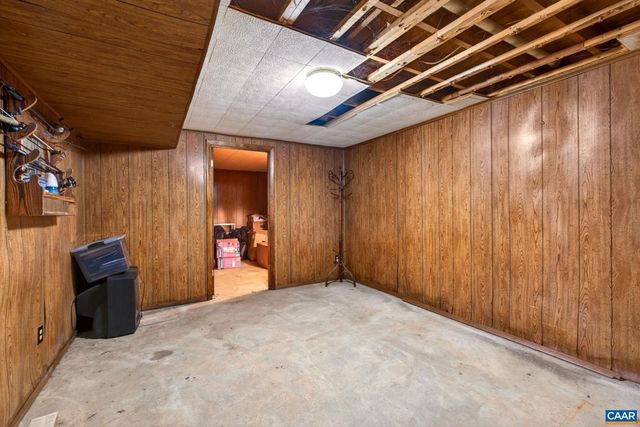374 LOCUST LN, Ruckersville, VA 22968
