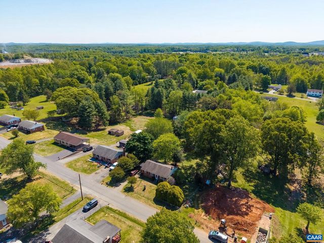 374 LOCUST LN, Ruckersville, VA 22968