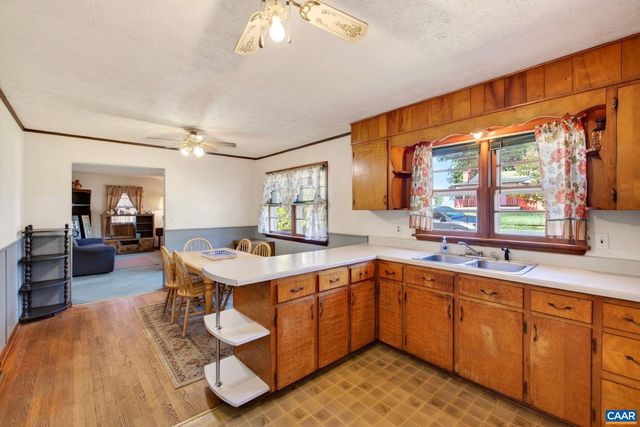 374 LOCUST LN, Ruckersville, VA 22968