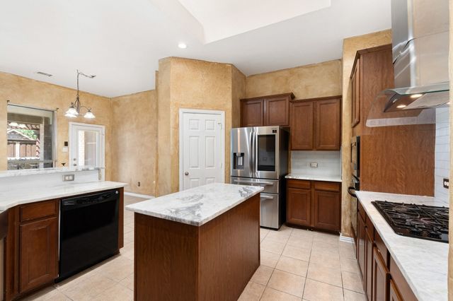 1122 Leafy Glade Road, Forney, TX 75126