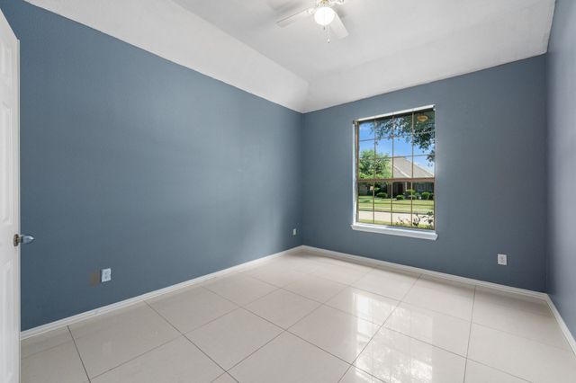 1122 Leafy Glade Road, Forney, TX 75126